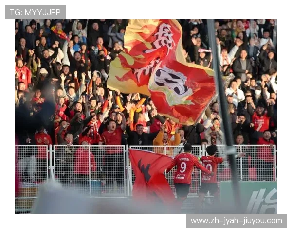 足球比赛中的高压逼抢战术与执行方式